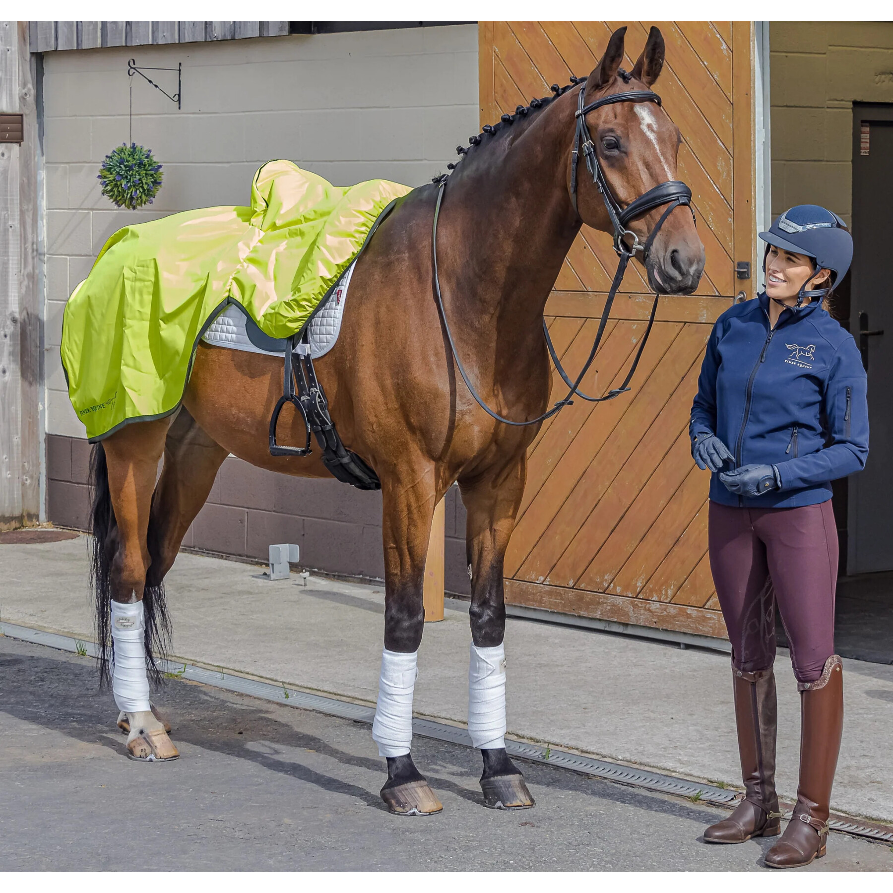 Manta riñonera impermeables para caballo Finer Equine Ride-On